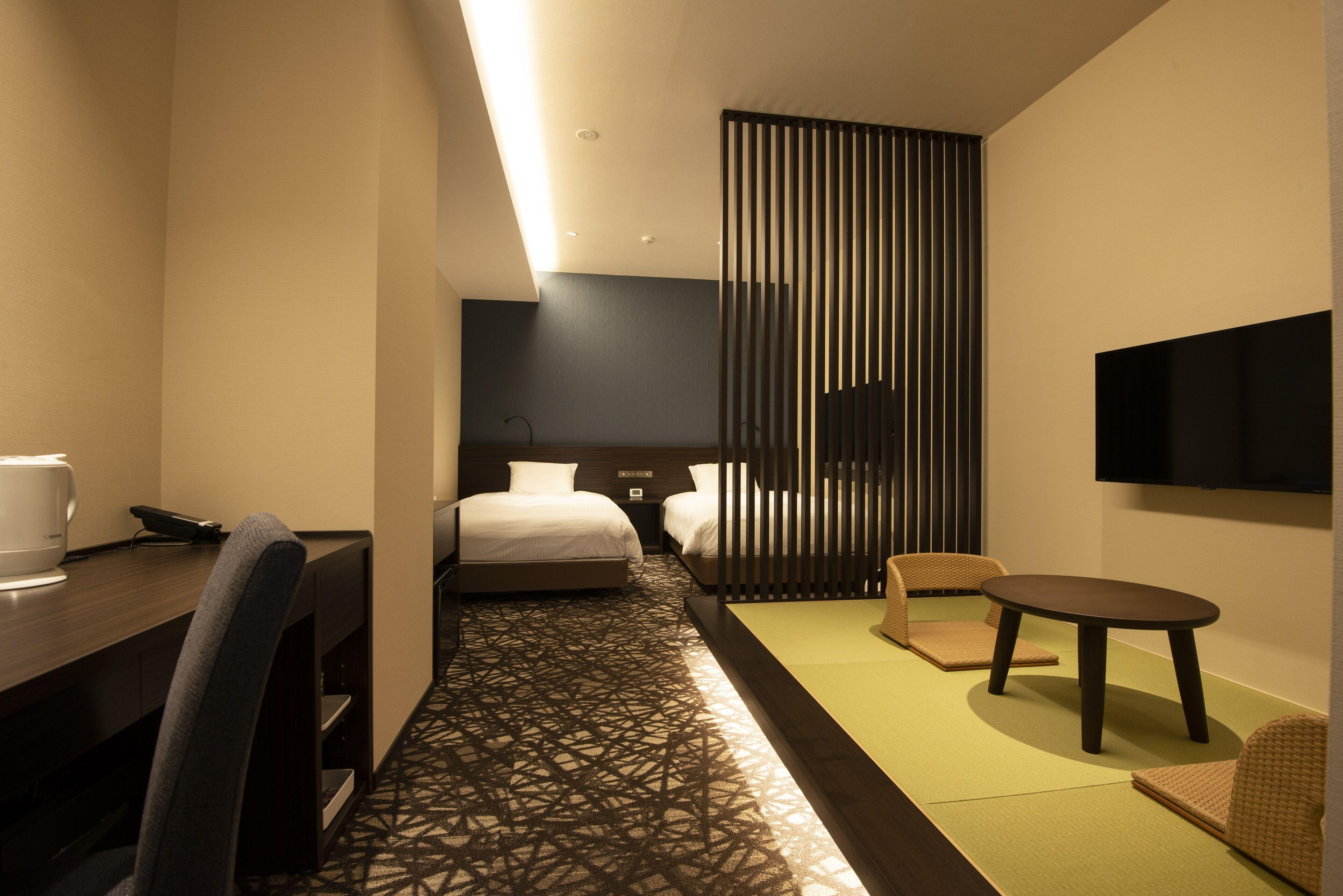 Wires Hotel Shinagawa Seaside — Photos 1